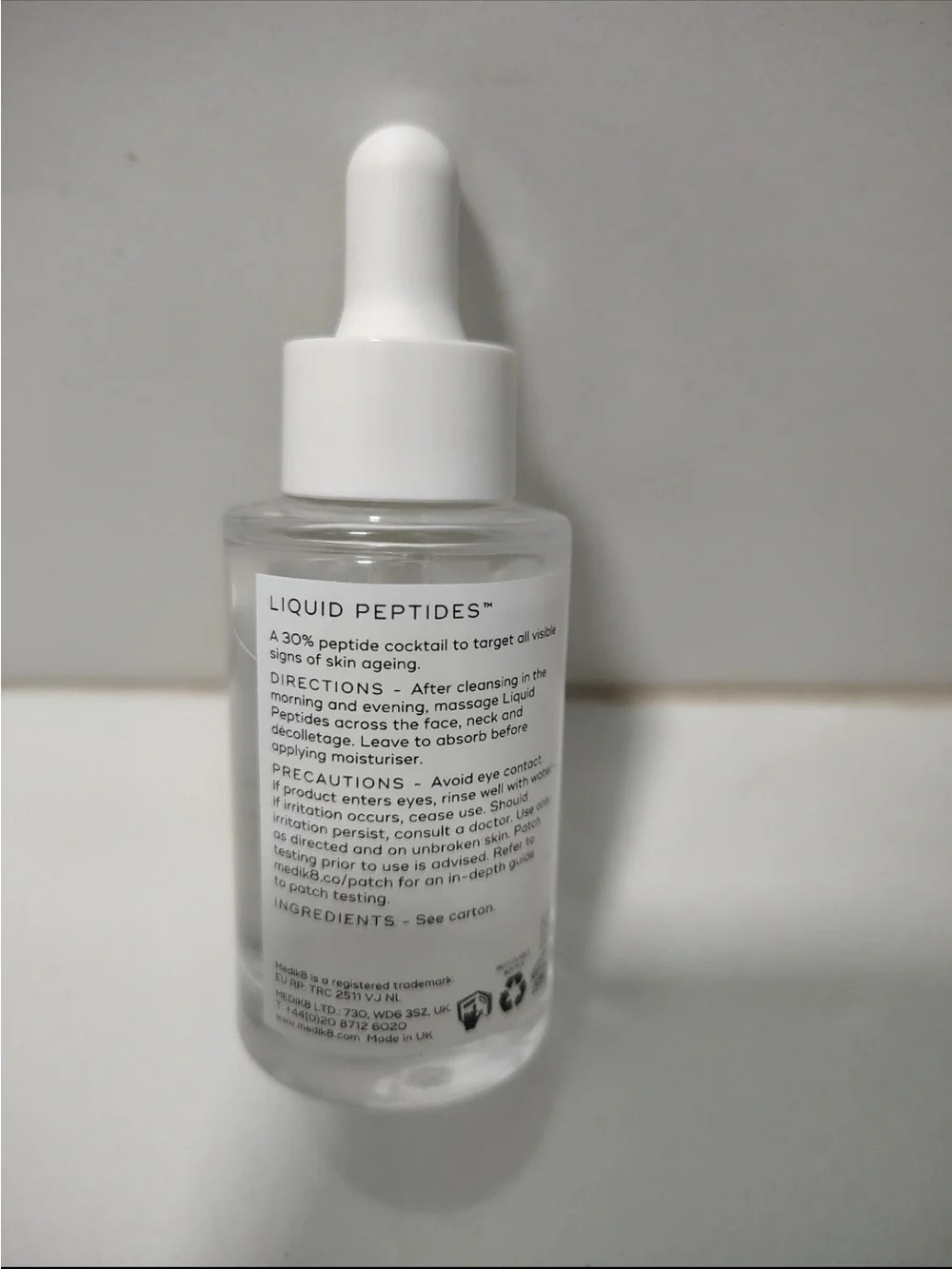 Medik8 Liquid Peptides Multi-Peptide Serum — White